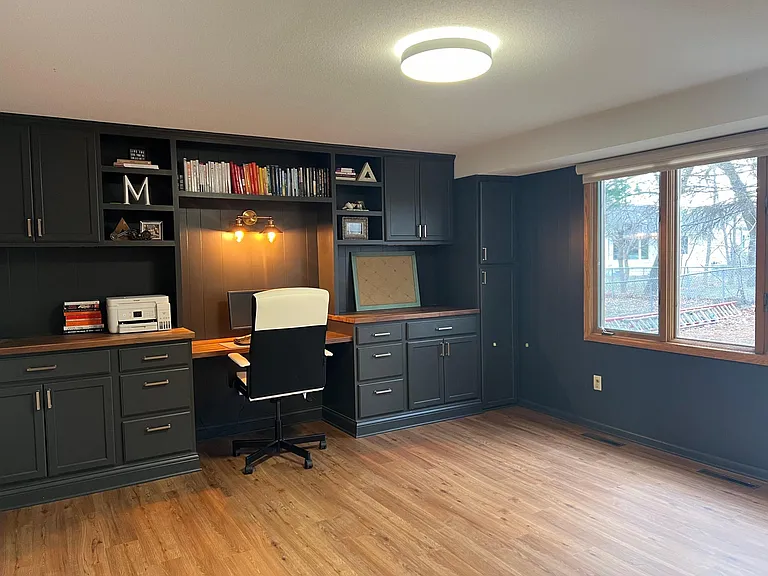 4237 Valley View Rd — Photo 15