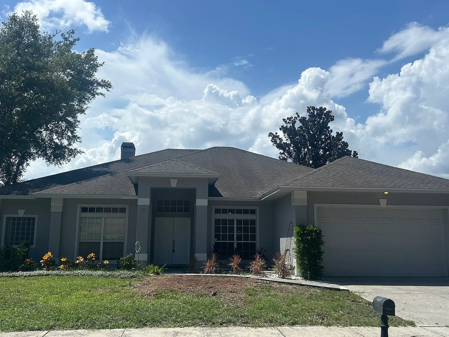 4 bed, 2375 sqft, $2,650 — Photo 1