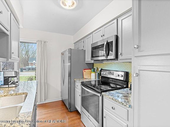 5th image of 1817 Burrwood Cir