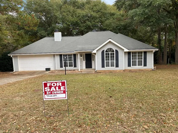 105 Caravelle Ct, Byron, GA 31008