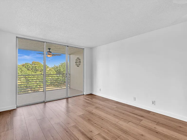 9470 Poinciana Pl #303 — Photo 25