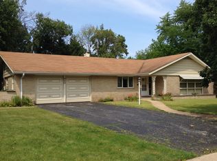 520 Margate Ter, Deerfield, IL 60015
