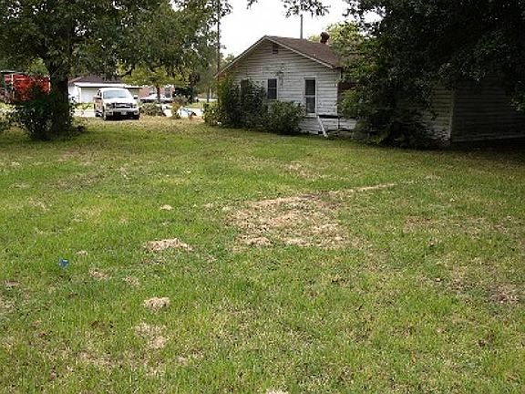 VIEW OF BACKYARD