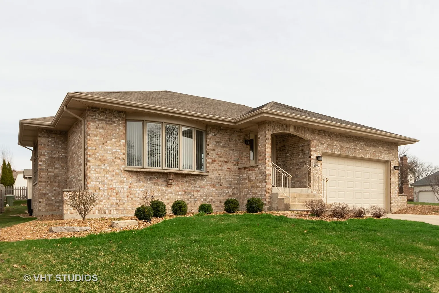 6022 Andres Ave photo 1