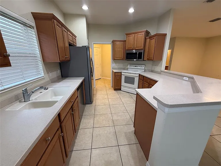 342 Fairway Isles Ln — Photo 8