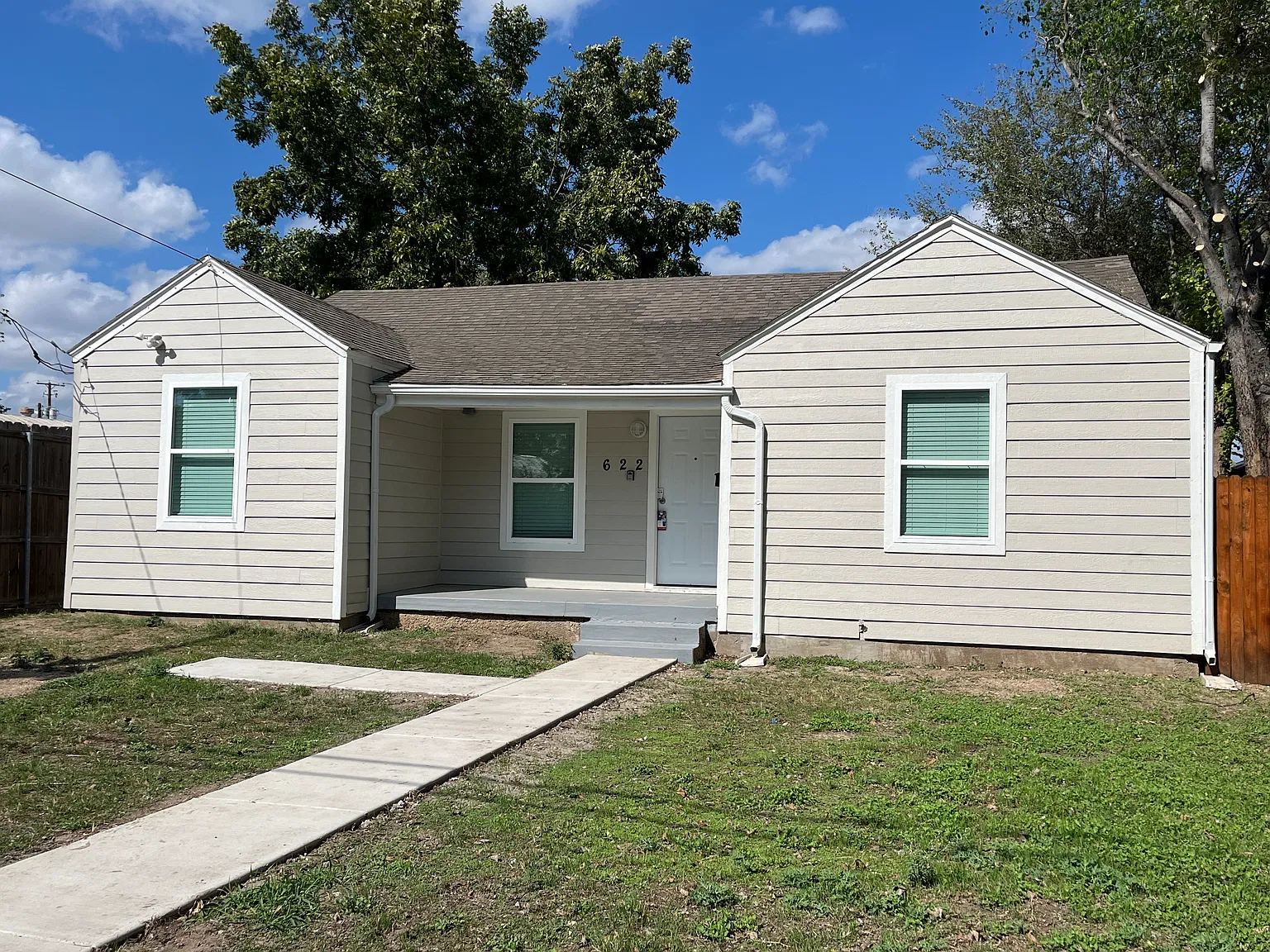 3 bed, 1021 sqft, $1,650 — Photo 2