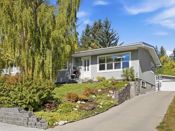 5432 S Bannerman Dr NW, Calgary, AB T2L 1W2
