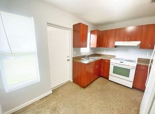 90 NW 32nd Ave, Lauderhill, FL 33311