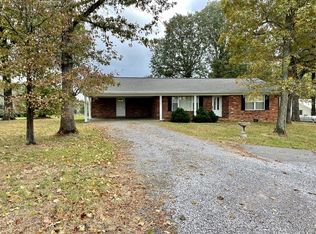 9928 South Rd, Cadiz, KY 42211