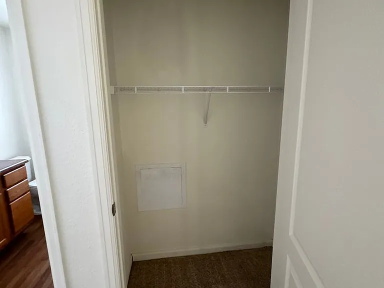 560 River View Dr #702 — Photo 9