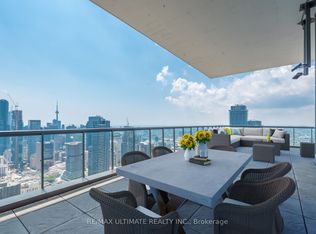 33 Charles St E #PENTHOUSE 4602, Toronto, ON M4Y 0A2