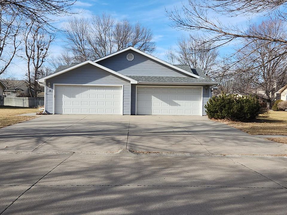 1st image of 501 Lamont Cir