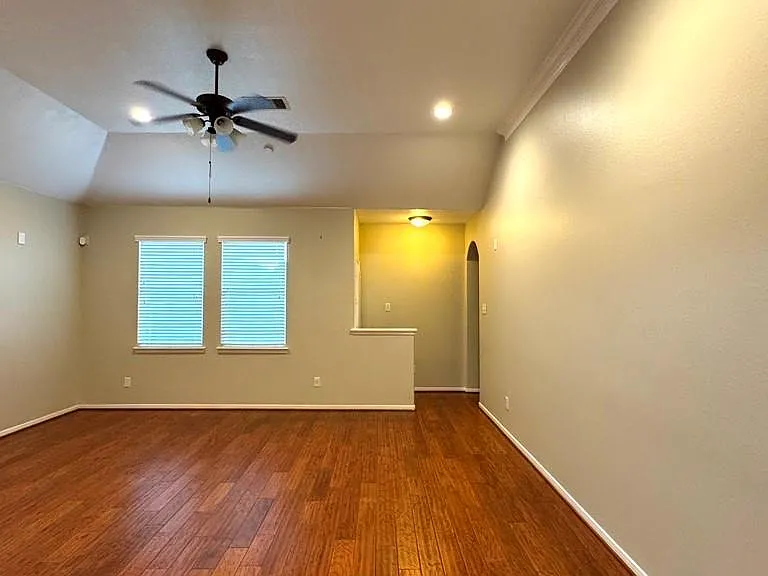 8923 Willow Wind Ln — Photo 37