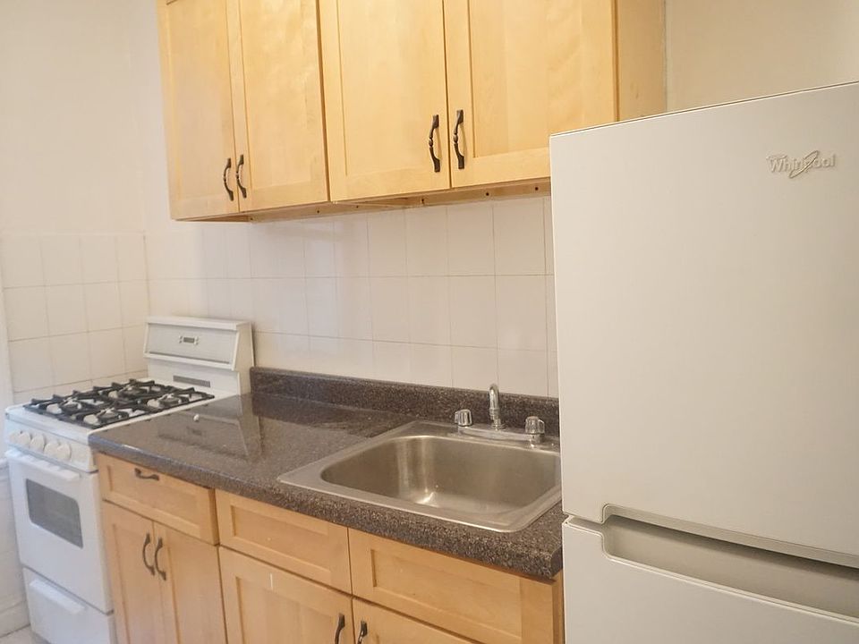 1st image of 230 W 147th St APT 2O