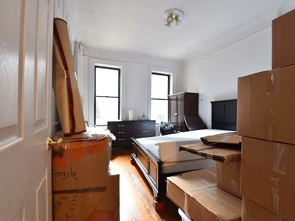 3rd image of 940 Amsterdam Ave APT 3