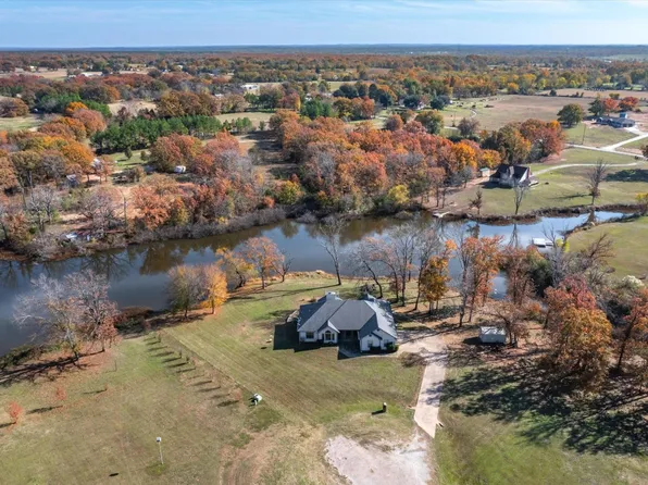230 Vz County Road 1833, Grand Saline, TX 75140
