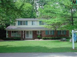 6390 W Orion Rd, Rochester, MI 48306