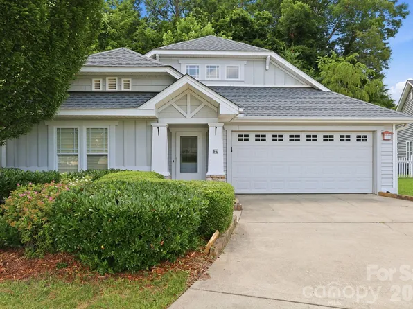 51 Sunview Cir, Arden, NC 28704