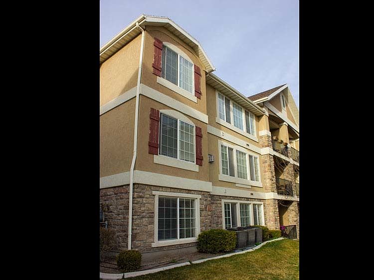 1st image of 167 N Romney Ln #103