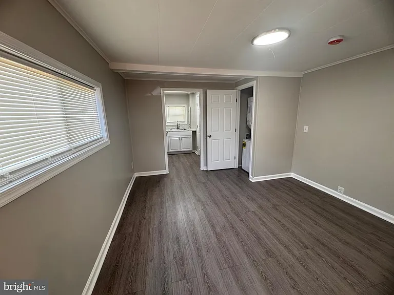 4328 Ridge Rd #1A — Photo 3