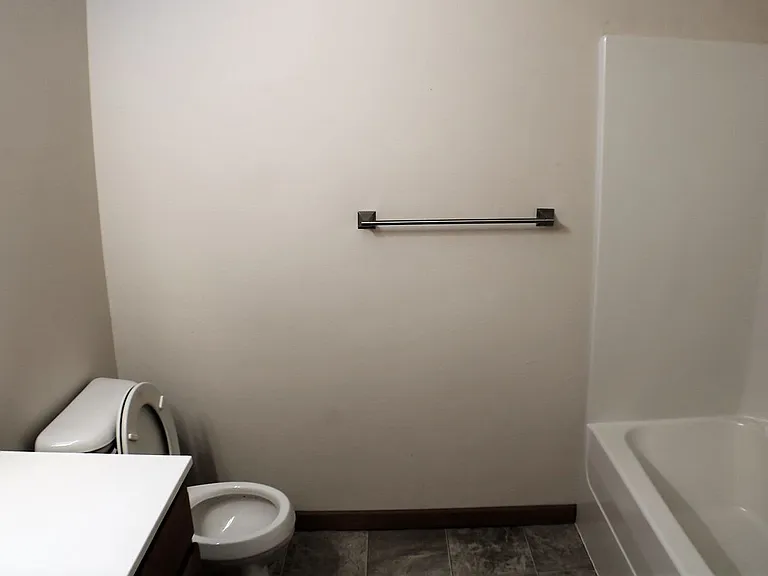 460 Cameron Way — Photo 26