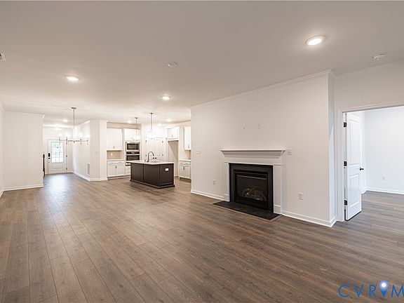 6th image of this home