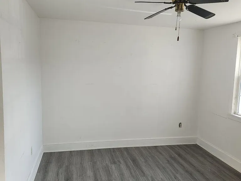 2950 Travis Ln #15 — Photo 4