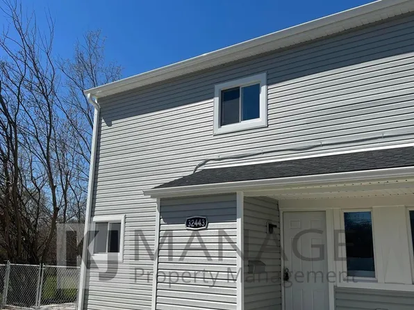32443 Muskegon Ct, Westland, MI 48186