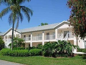 1st image of 773 Wiggins Lake Dr APT 106