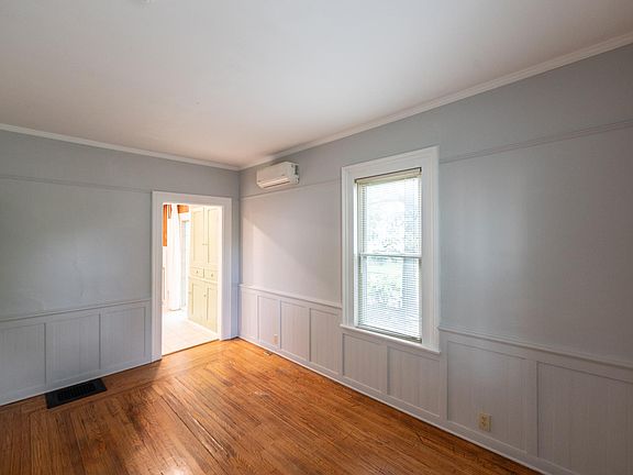 2nd image of 115 S Adams St APT 1