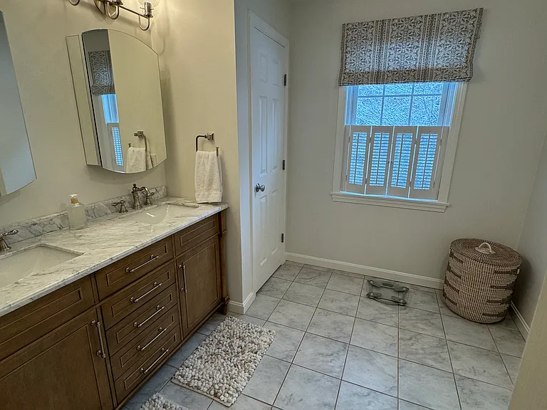 11 Rezza Rd — Photo 44