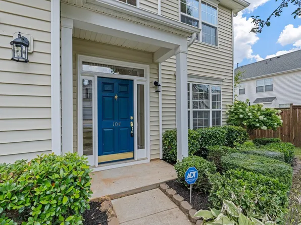 104 Shea Ct, Simpsonville, SC 29681