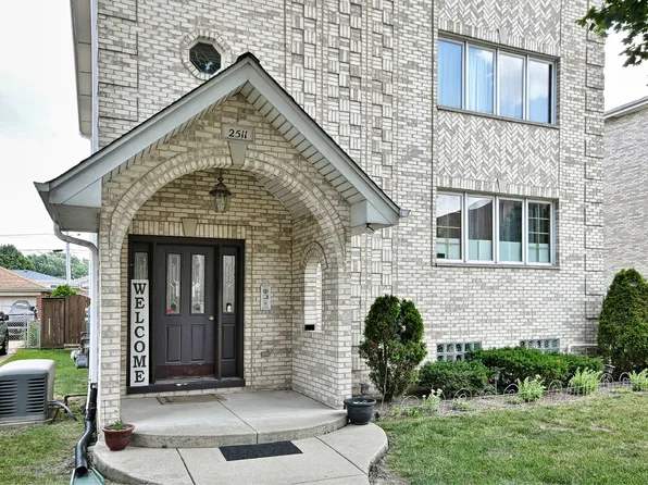 2511 N 74th Ave #3, Elmwood Park, IL 60707