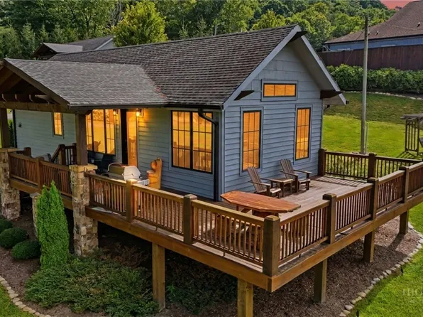 57 Valley View, Banner Elk, NC 28604