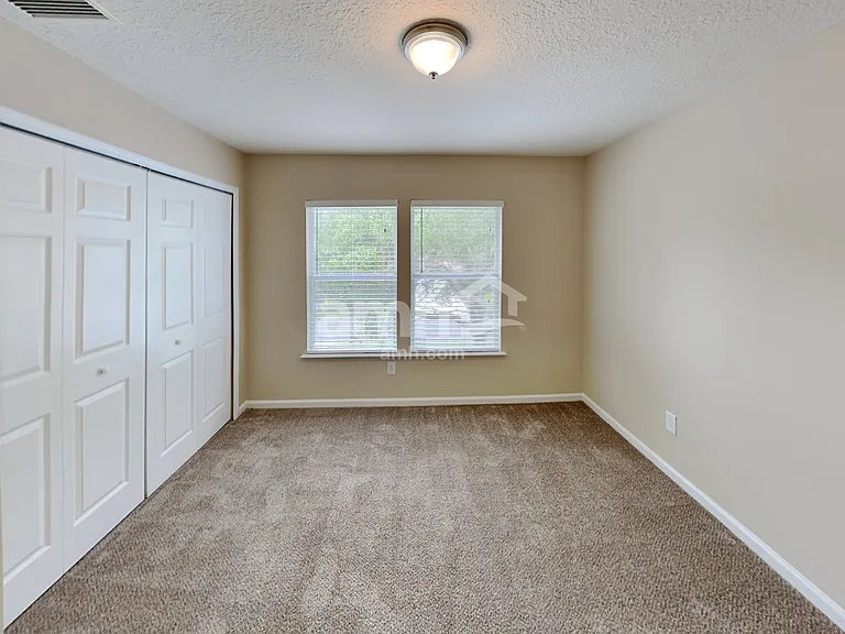 664 Mackenzie Cir — Photo 17