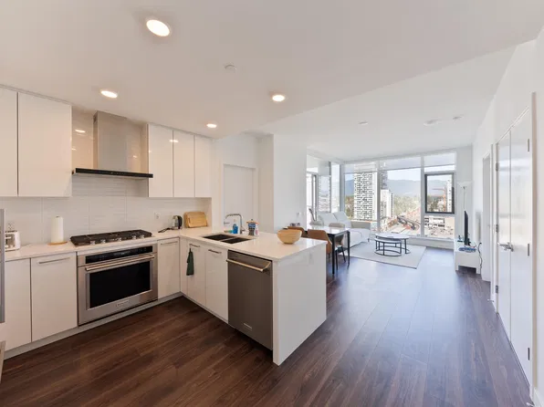 518 Clarke Rd #1702, Coquitlam, BC V3J 0S7