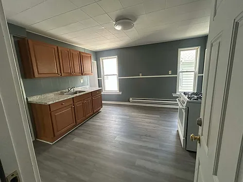 20 Lounsbury Ave Photo 1