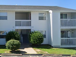 200 Timber Ridge Dr, Hillsboro, MO 63050