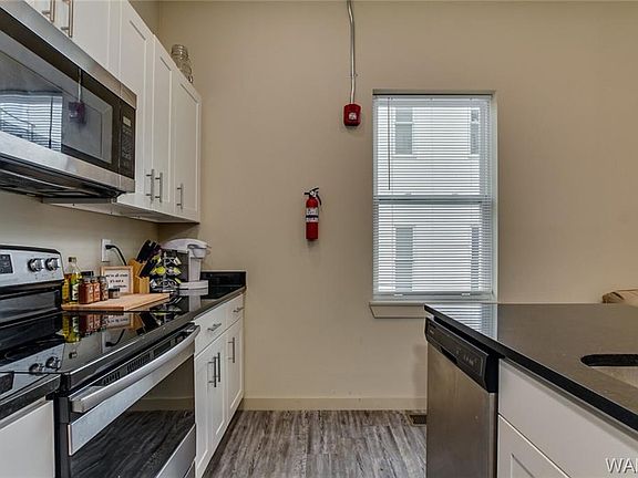 5th image of 1411 Paul W Bryant Dr #101