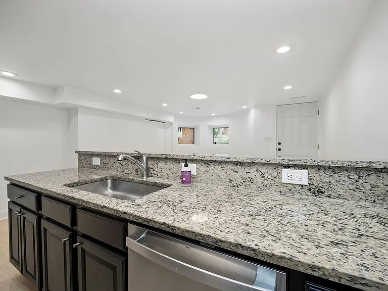 1755 T St NW #2 — Photo 12