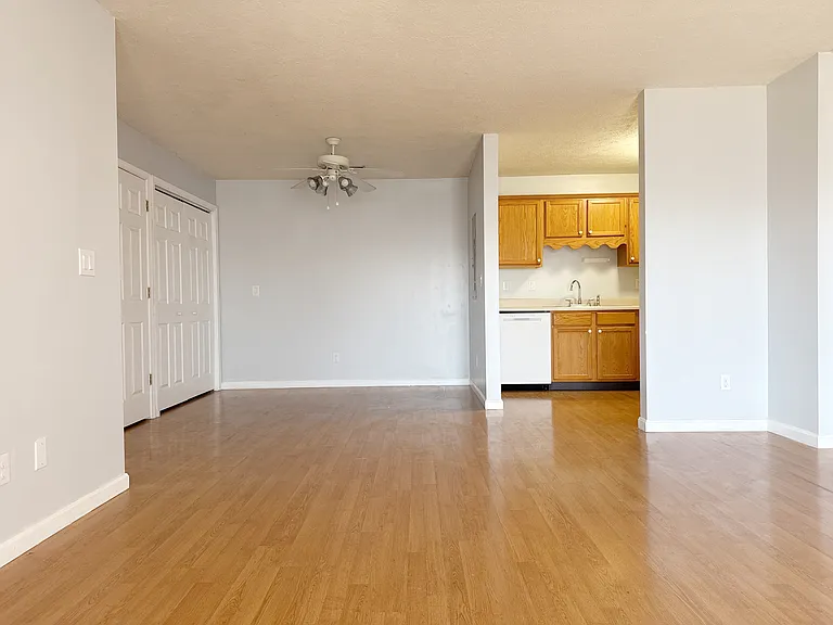 1713 N Spring St #5 — Photo 27