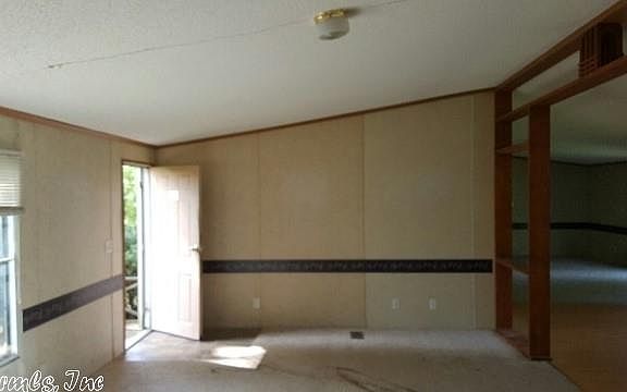 4th image of 123 Polk Road 41 N
