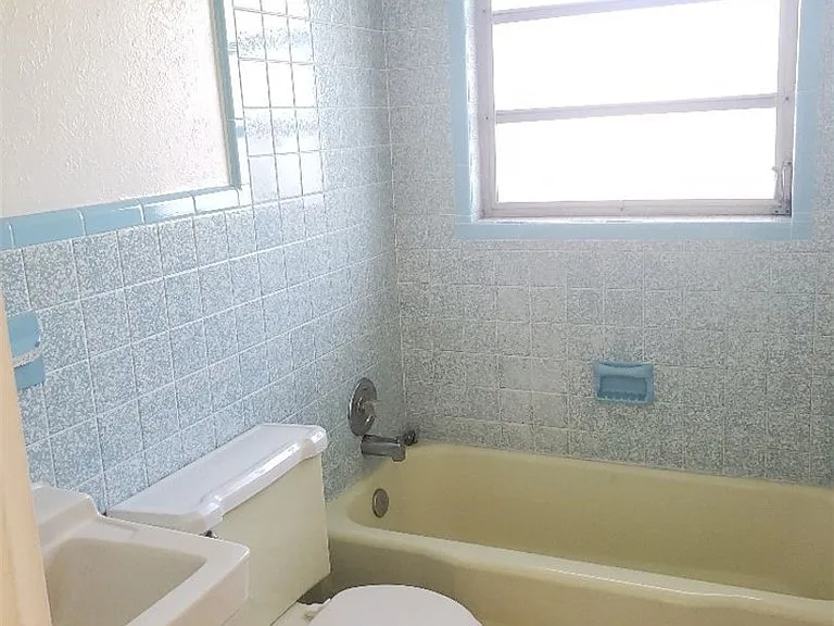 4911 Coronado Pkwy #B — Photo 10
