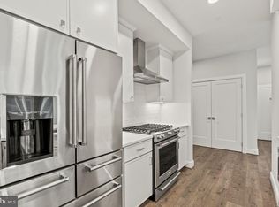 625 Slaters Ln #301W, Alexandria, VA 22314