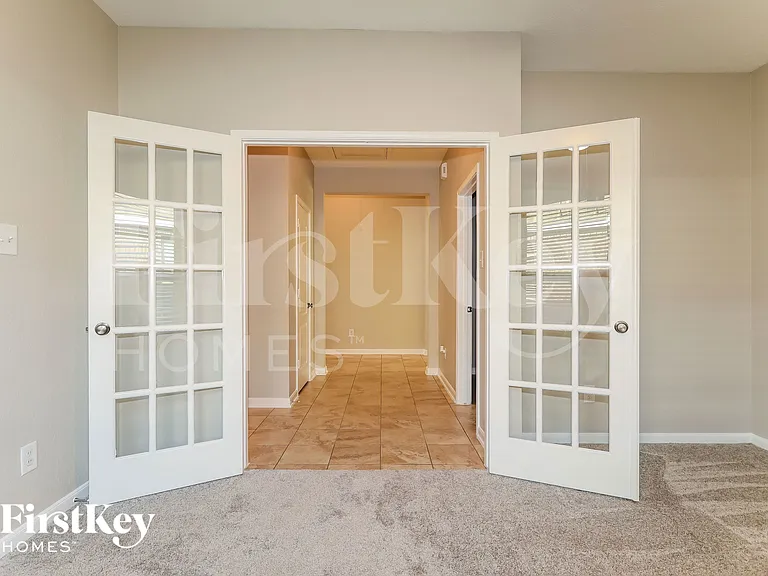 8757 Ute Creek Ln — Photo 13