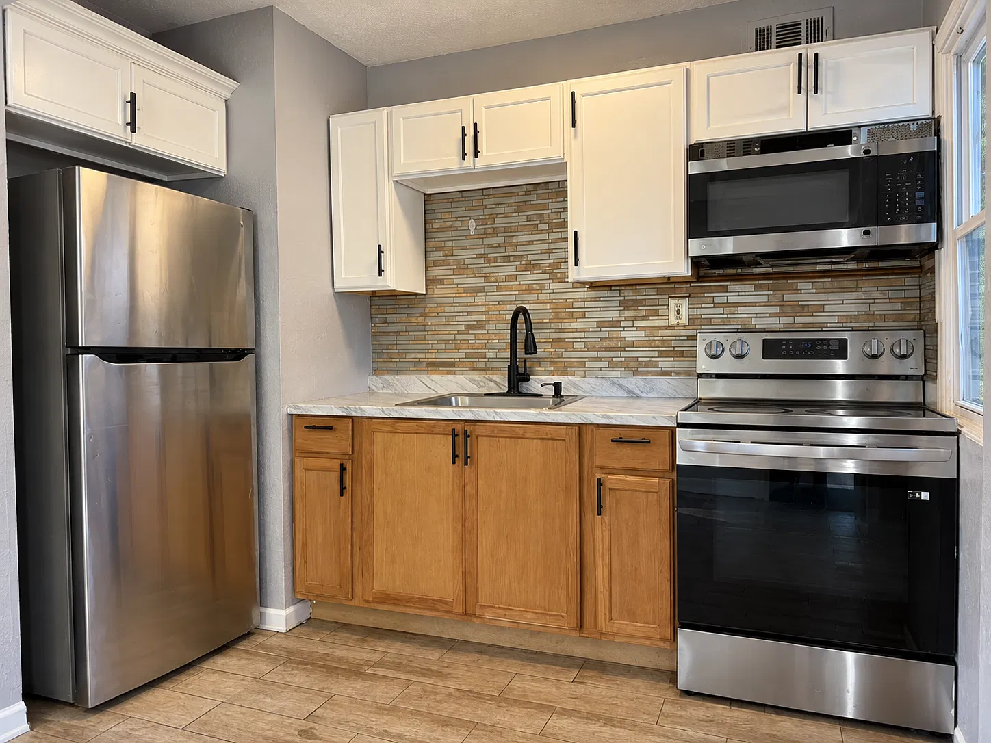 4 bed, 1290 sqft, $1,500 — Photo 4
