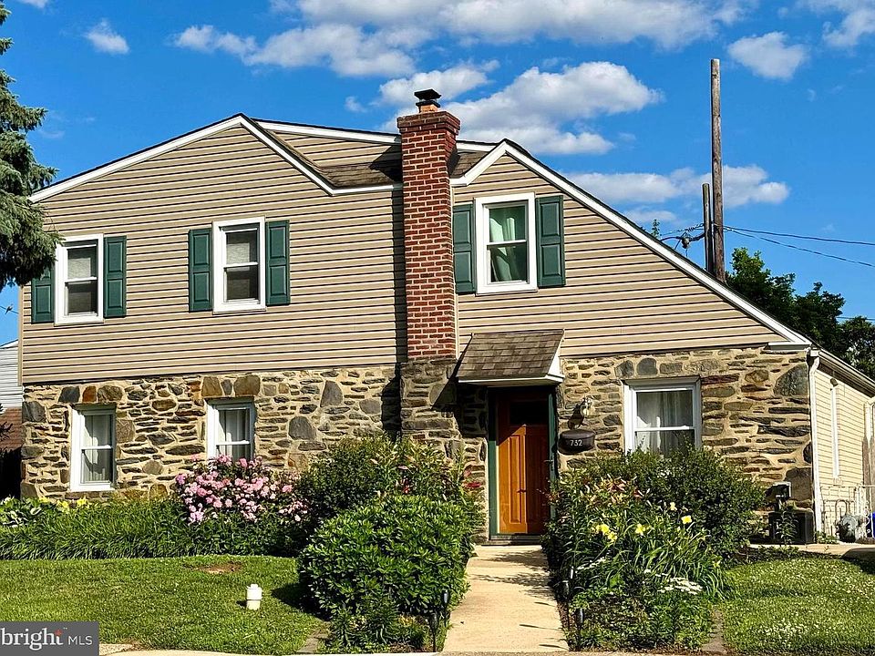 1st image of 732 Cricket Ln