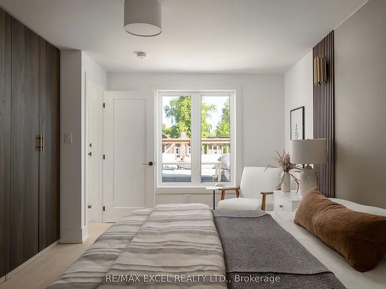 254 Bain Ave — Photo 23