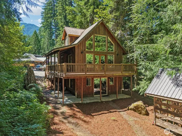75742 NE 123rd Street, Skykomish, WA 98288