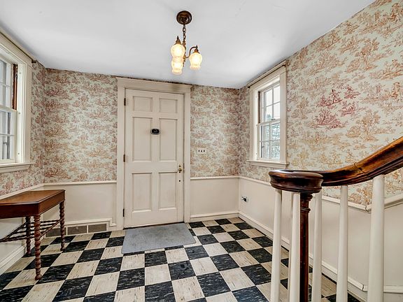 5th image of 36 Woodman Road